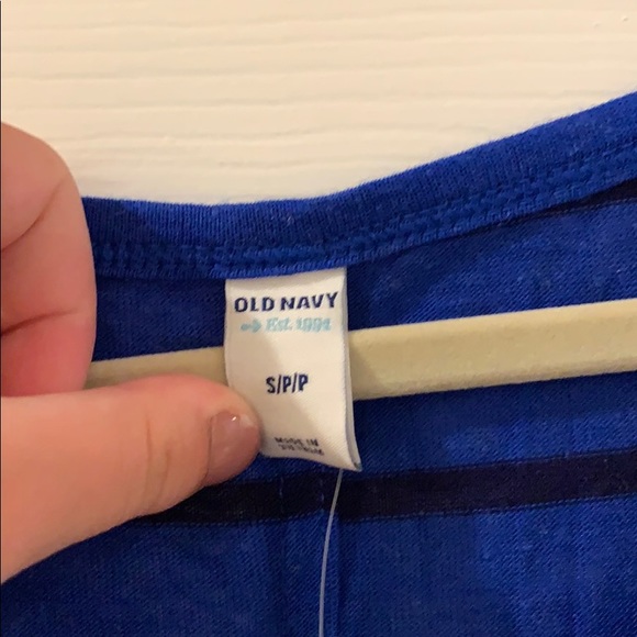 Old navy new with tags shirt - Picture 3 of 3